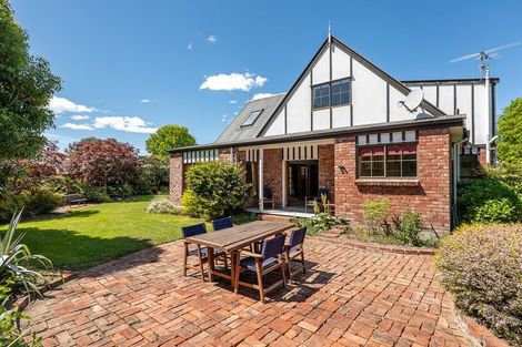 Photo of property in 19b Kingham Place, Avonhead, Christchurch, 8042