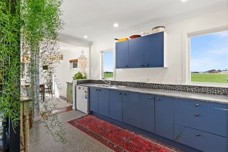 Photo of property in 190 Onehunga Road, Bay View, Napier, 4182