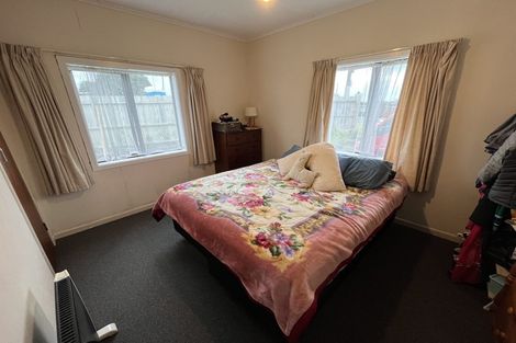 Photo of property in 15 View Road, Shelly Park, Auckland, 2014