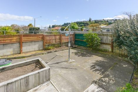 Photo of property in 2 Sanders Avenue, Marewa, Napier, 4110