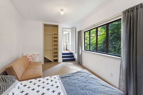 Photo of property in 47 Cameron Street, New Plymouth, 4310