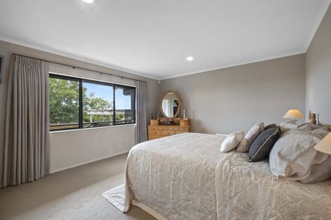 Photo of property in 110 Upland Road, Tarurutangi, New Plymouth, 4372