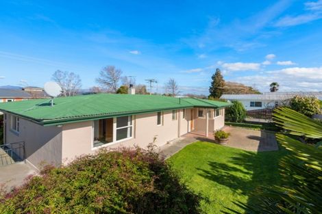 Photo of property in 18 Mccallum Street, Springlands, Blenheim, 7201