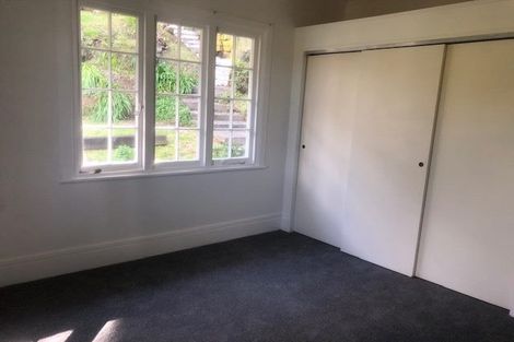 Photo of property in 51 Northland Road, Northland, Wellington, 6012