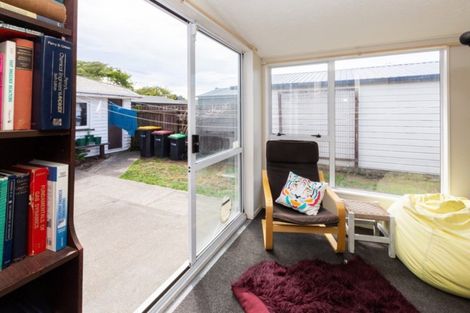 Photo of property in 38 Bevington Street, Avonhead, Christchurch, 8042