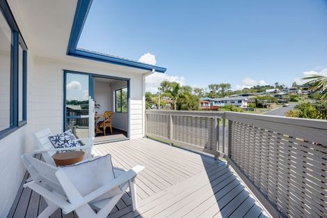 Photo of property in 12 Governor Grey Road, Snells Beach, 0920