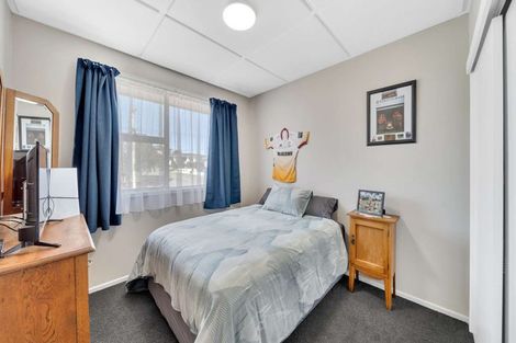 Photo of property in 1 Oxford Street, Holmes Hill, Oamaru, 9401