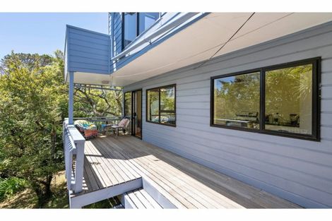 Photo of property in 15 Park Rise, Campbells Bay, Auckland, 0630