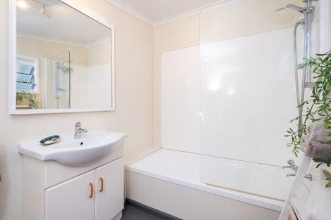 Photo of property in 7 Grove Road, Haumoana, 4102