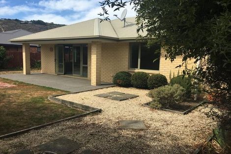 Photo of property in 9 Hamlet Lane, Heathcote Valley, Christchurch, 8022