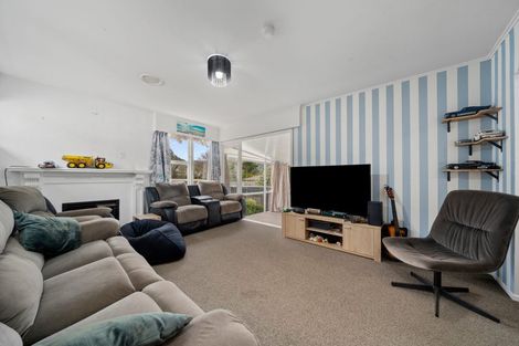 Photo of property in 62 Karaka Street, Wainuiomata, Lower Hutt, 5014