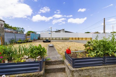 Photo of property in 444 Main North Road, Bay View, Napier, 4104