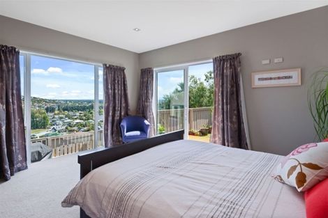 Photo of property in 11 Lucknow Place, Cashmere, Christchurch, 8022