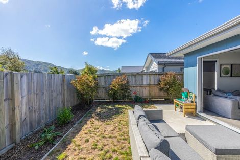 Photo of property in 8 Peter Tapp Way, Wainuiomata, Lower Hutt, 5014