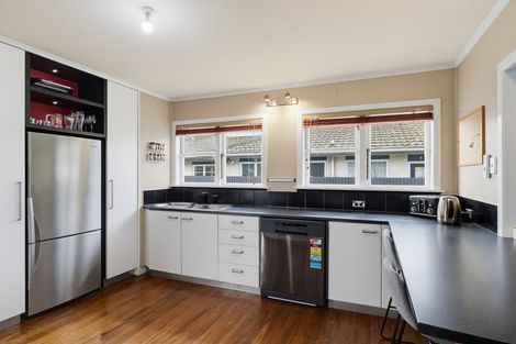 Photo of property in 28 Leeds Street, Milson, Palmerston North, 4414