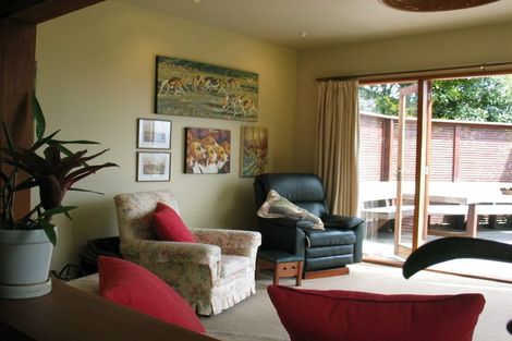 Photo of property in 16 Sherwood Lane, Cashmere, Christchurch, 8022