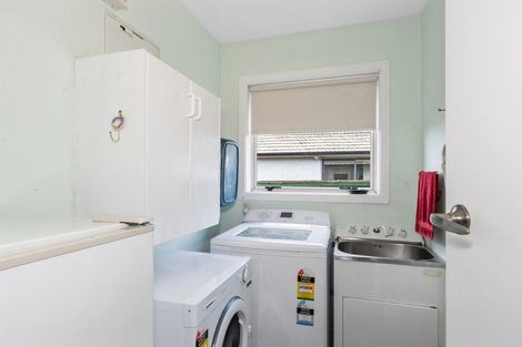 Photo of property in 35 Farnborough Street, Aranui, Christchurch, 8061