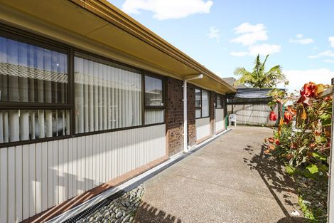 Photo of property in 3/16 Regent Street, Papatoetoe, Auckland, 2025