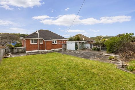 Photo of property in 4 Brown Grove, Ranui, Porirua, 5024