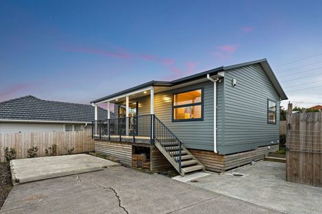 Photo of property in 67 Roberts Road, Te Atatu South, Auckland, 0610