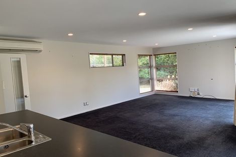 Photo of property in 18 Linkwater Way, Parklands, Christchurch, 8083