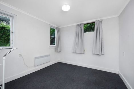 Photo of property in 15a Mortimer Terrace, Aro Valley, Wellington, 6021