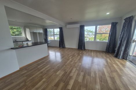 Photo of property in 44 Preston Avenue, Henderson, Auckland, 0610