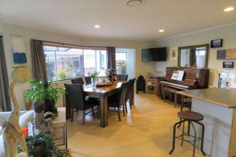 Photo of property in 86 Barrett Road, Whalers Gate, New Plymouth, 4310