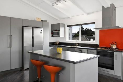 Photo of property in 12 Rennell Street, Frankleigh Park, New Plymouth, 4310