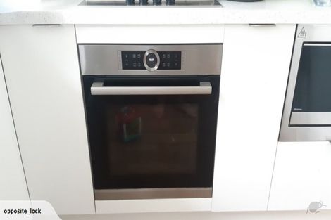 Photo of property in 37 Gilliam Street, New Lynn, Auckland, 0600