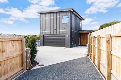 Photo of property in 54 Marram Place, Mangawhai Heads, Mangawhai, 0505