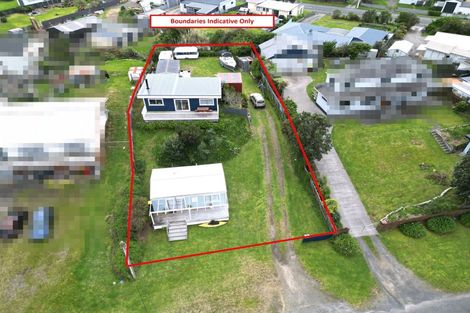 Photo of property in 7 Chaffey Street, Foxton Beach, Foxton, 4815