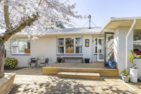 Photo of property in 7 Woodend Road, Woodend, 7610