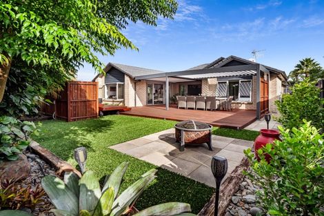 Photo of property in 72 Oriental Parade, Papamoa Beach, Papamoa, 3118