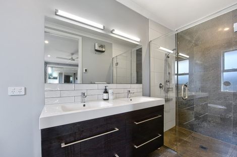 Photo of property in 5 Topi Way, Mapua, 7005