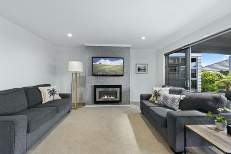 Photo of property in 63 Benmore Crescent, Pyes Pa, Tauranga, 3112