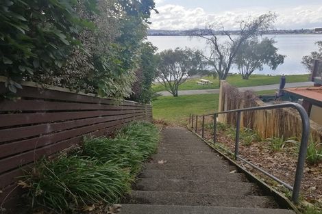 Photo of property in 2/7 Kathleen Place, Rainbow Point, Taupo, 3330
