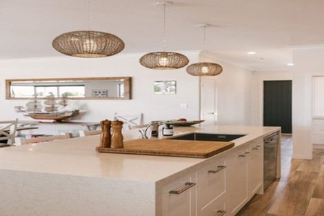 Photo of property in 50a Pratt Avenue, Foxton Beach, Foxton, 4815