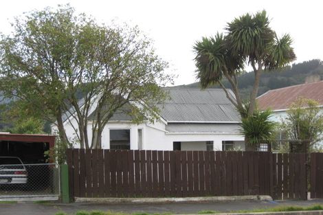 Photo of property in 26 Magnetic Street, Port Chalmers, 9023