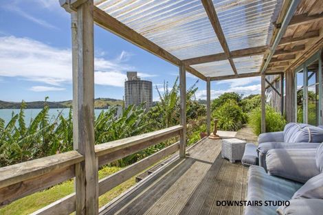 Photo of property in 77 Wallis Street, Raglan, 3225