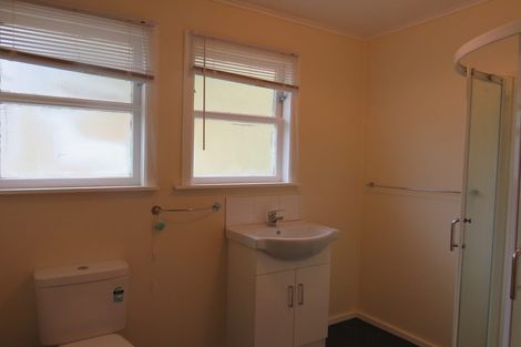 Photo of property in 43 Cardiff Crescent, Cannons Creek, Porirua, 5024