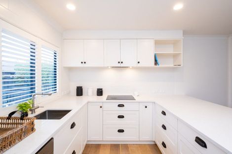 Photo of property in 55 Palmbrook Avenue, Havelock North, 4130