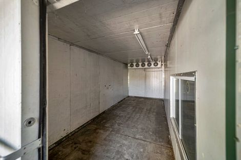 Photo of property in 389 Waiuku Road, Puni, Pukekohe, 2678