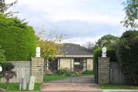 Photo of property in 14 Charnwood Grove, Waikanae, 5036