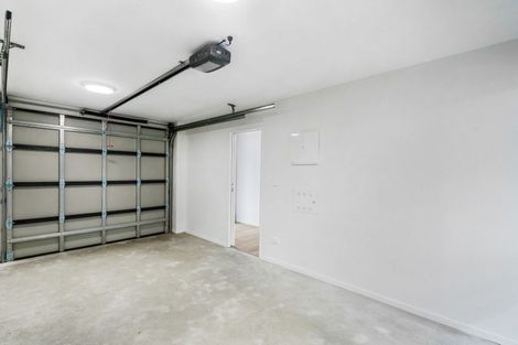 Photo of property in 14 Panoni Lane, Howick, Auckland, 2014