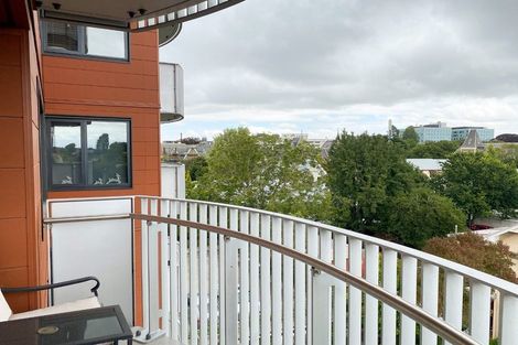 Photo of property in Gloucester Towers, 13/28 Gloucester Street, Christchurch Central, Christchurch, 8013