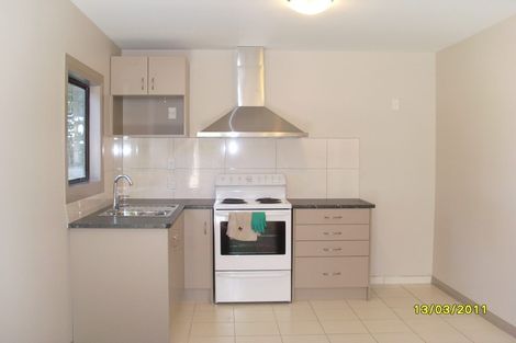 Photo of property in 39 Akaroa Drive, Maupuia, Wellington, 6022