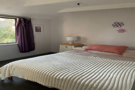 Photo of property in 2/26 Capilano Place, Glenfield, Auckland, 0629