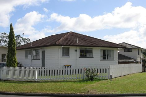 Photo of property in 22 Penfold Place, Henderson, Auckland, 0610