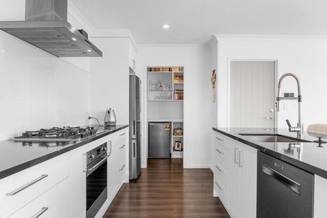 Photo of property in 3 Cotula Way, Papamoa Beach, Papamoa, 3118